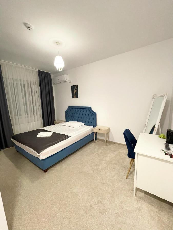Cochet Boutique Hotell Târgu Jiu Exteriör bild